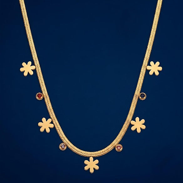 Tavisi Flower Charm Tanmaniya Necklace