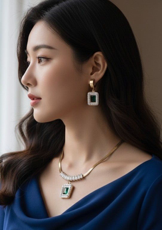 Tavisi Emerald Aura AD necklace set for women with green gemstone pendant and matching earrings