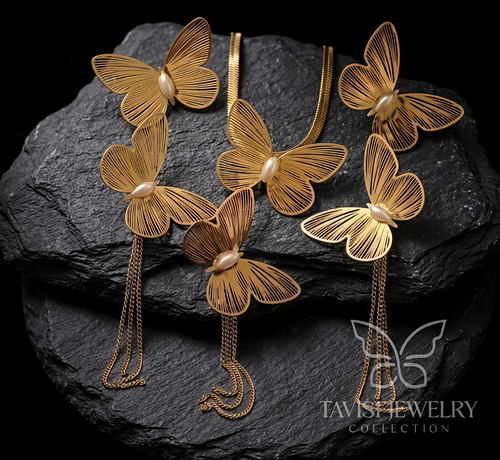 Premium Tavisi Butterfly Pearl Necklace & Earrings Set with soft pearl accents 22K gold plated 316L surgical stainless steel anti tarnish long lasting daily wear jewellery closeup