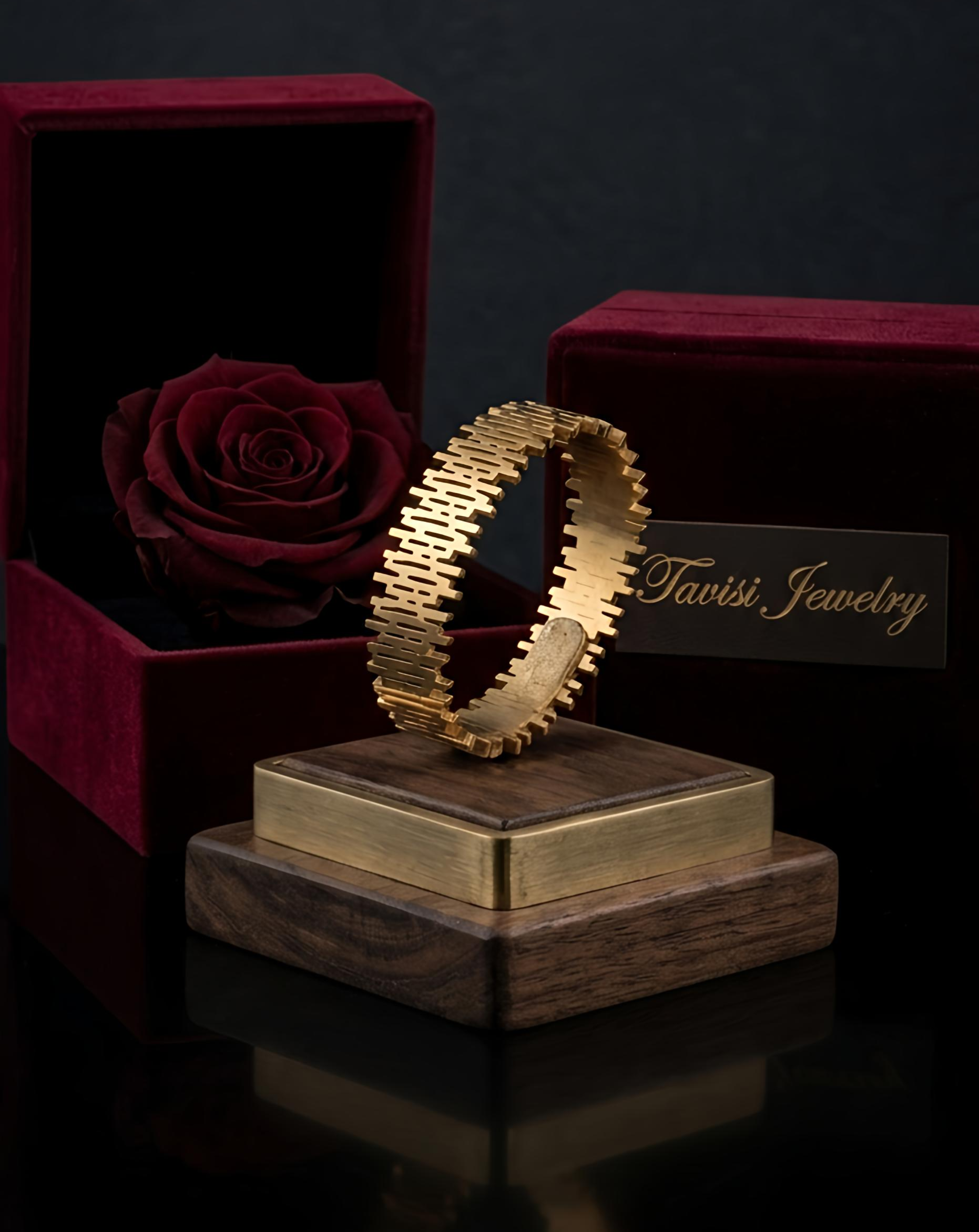 Tavisi Geometric Link Gold Bracelet in 316L surgical stainless steel with 22K gold plated anti tarnish finish, lightweight waterproof designer bracelet for women
