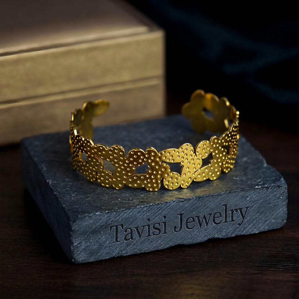 Luxury waterproof gold bracelet crafted with premium 316L surgical stainless steel and 18K PVD coating by Tavisi Jewelry